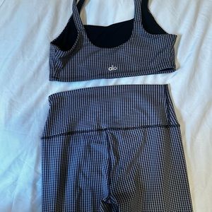 ALO YOGA houndstooth legging and sports bra set